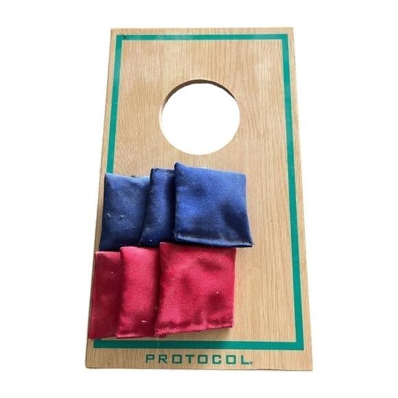 Protocol Desk/Table Top CornHole Game - Picture 4 of 4